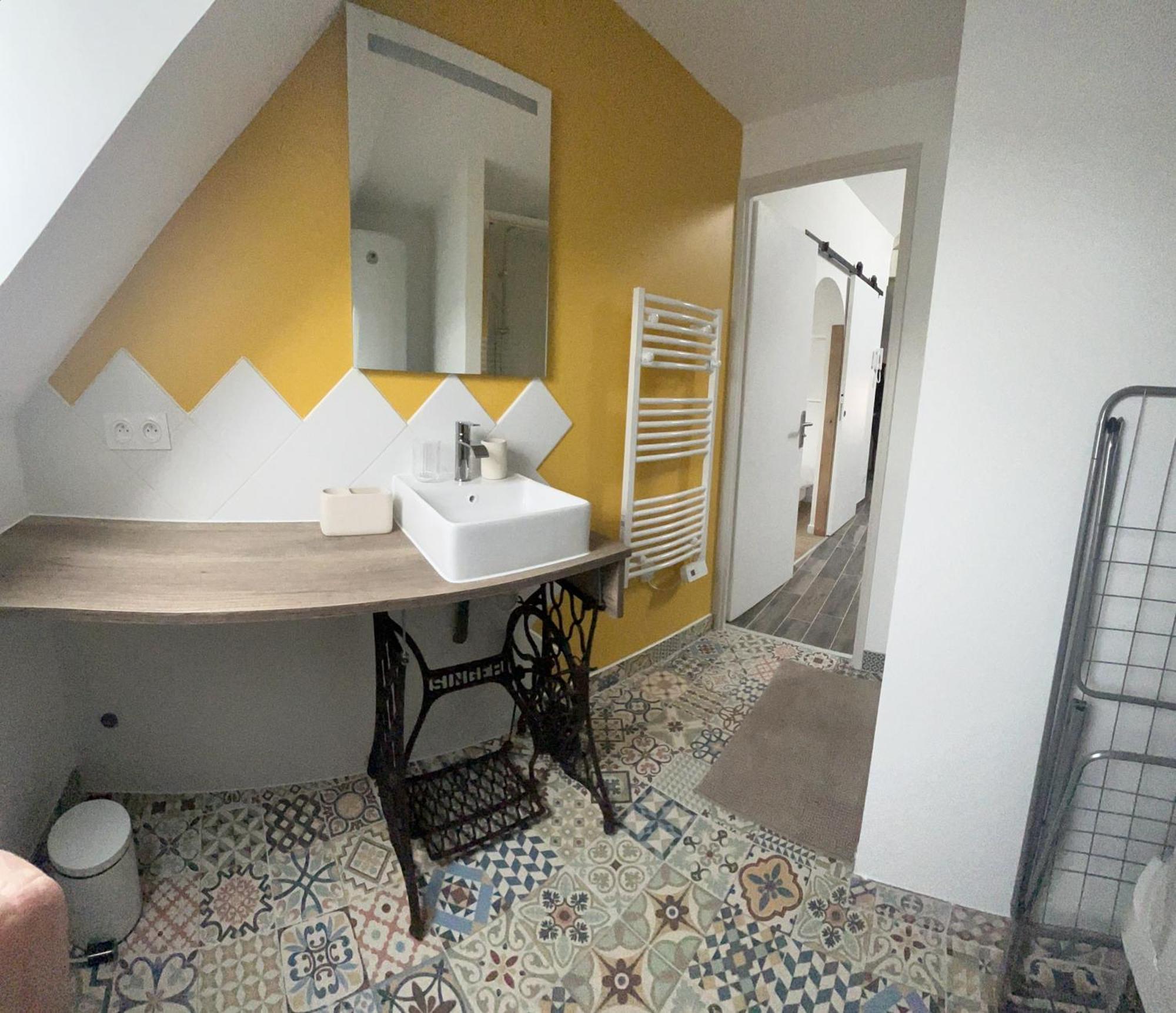 Sejour De Charme Au Boheme Apartment Amboise Bagian luar foto